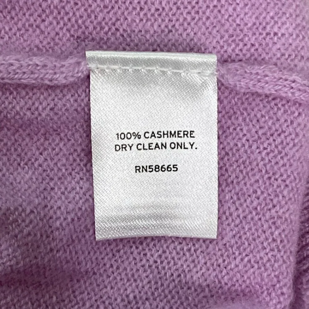Nordstrom 100% Cashmere Lavender V-Neck Sweater Medium